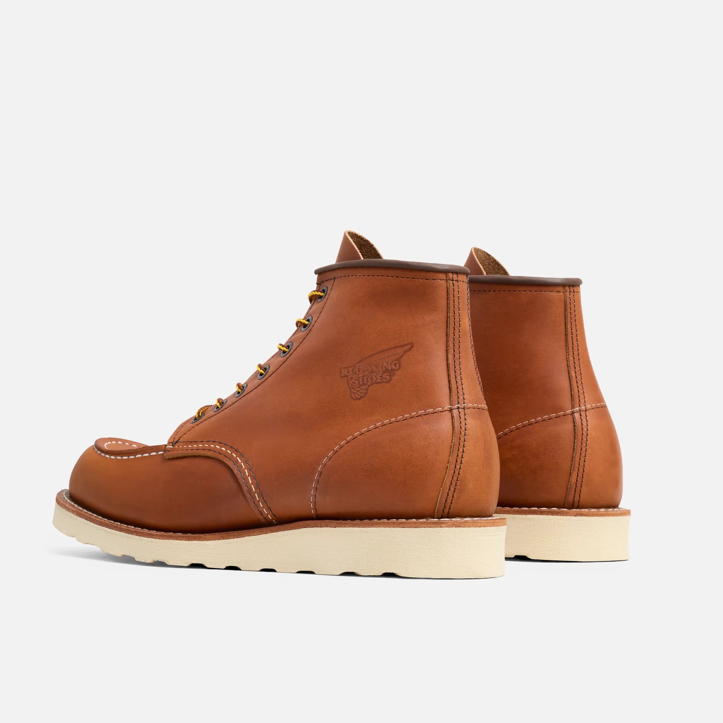 Close-up of 10875- Traction Tred Boots Boots showing Tan leather moc-toe work boot with cream crepe sole and contrast