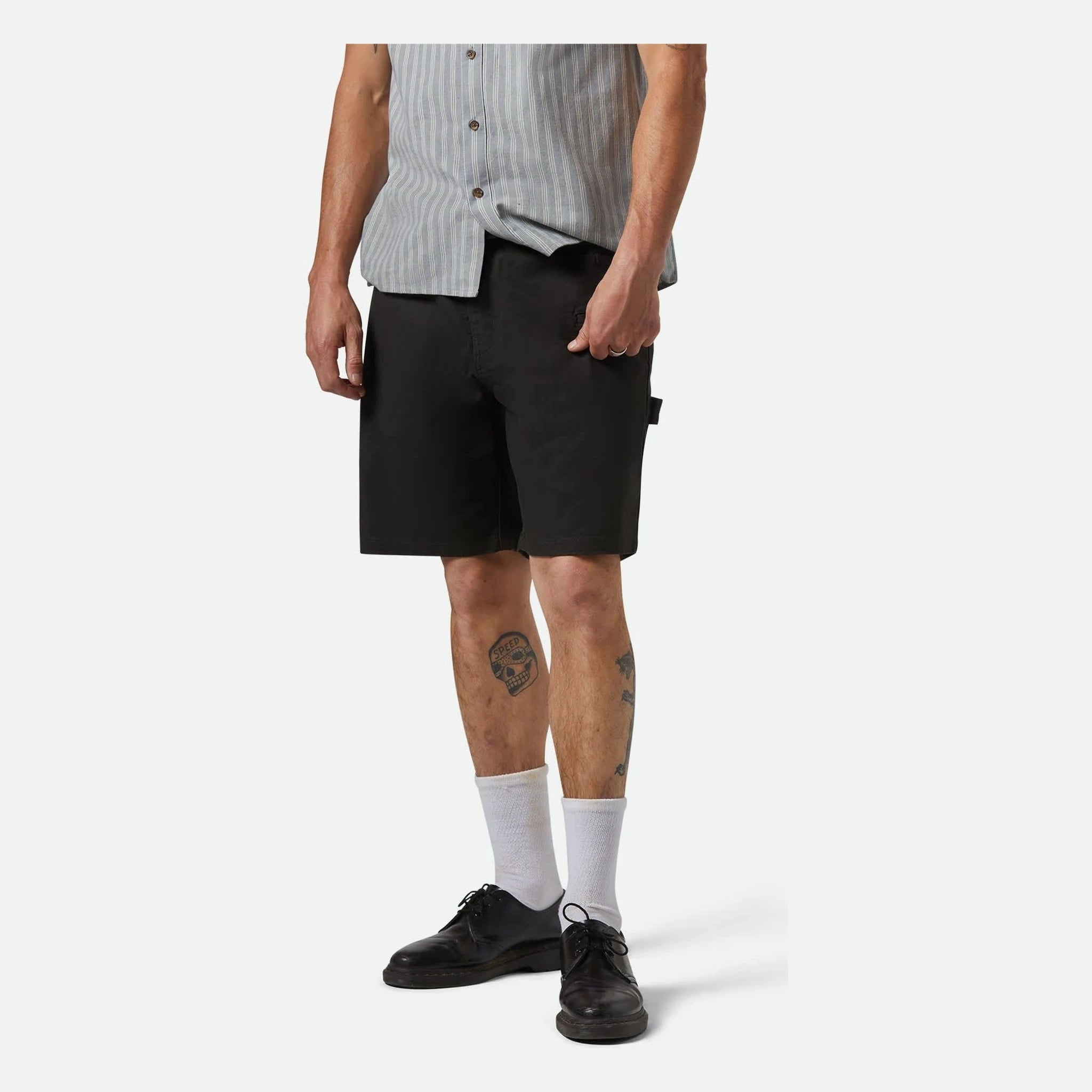 Back of Builders Carpenter Baggy Short Shorts Washed Black Shorts, Blank back with side cargo pocket detail visible on black