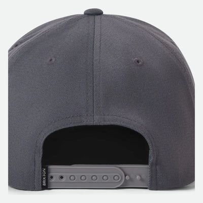 Close-up of Oath III Snapback Khaki/primal Green Hat showing Charcoal gray snapback with gray plastic snap closure and black